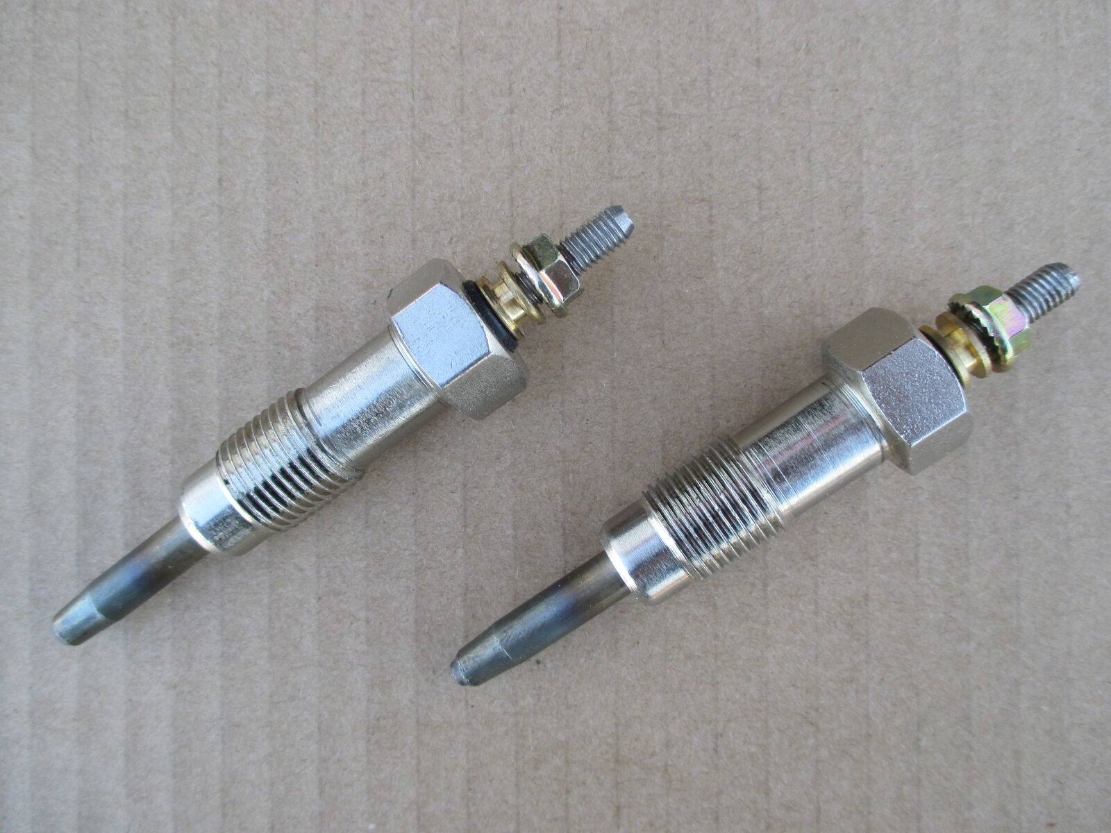 2 GLOW PLUGS FOR PART 0-250-200-048 67188 CH64 ELL70-0001 HDS224 SBA185366010