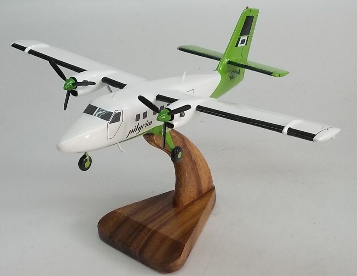 De Havilland DHC-6 Twin Otter Pilgrim Air Airplane Wood Model Small New