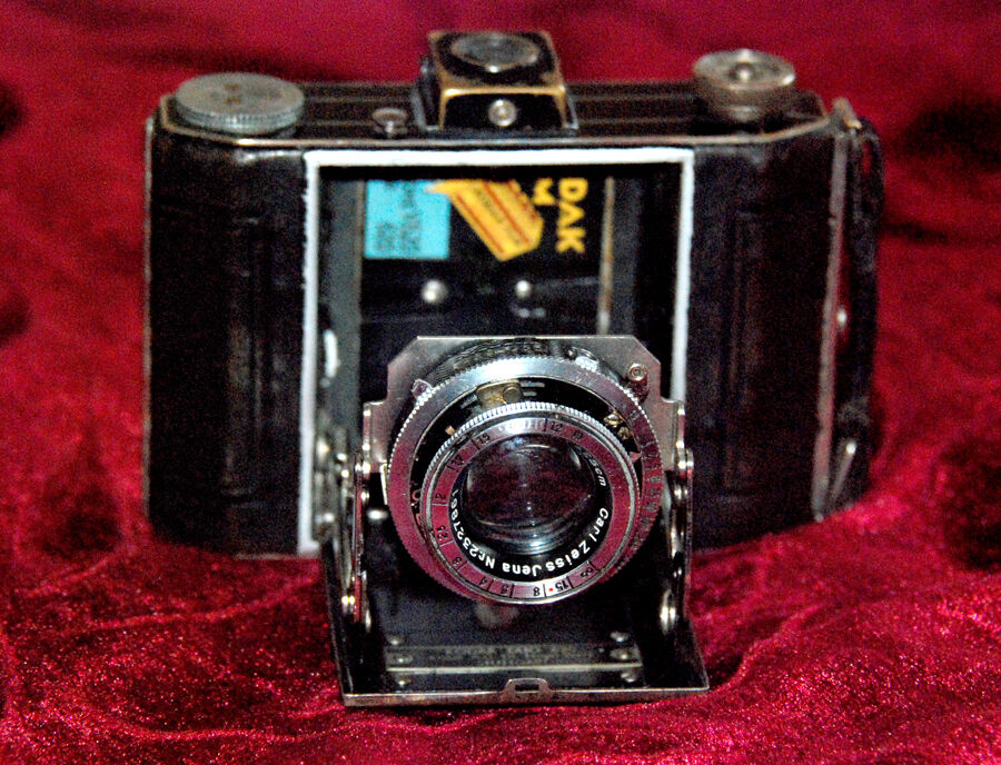 Art Deco Camera Kodak 620 Duo /Carl-Zeiss Jena Nr.2327861 Tessar 1:3.5 f=7.5cm 