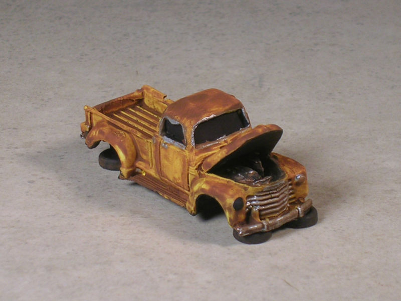 HO Scale Yellow Rusted Out 1950 Chevy Pickup w/hood up, version #57251