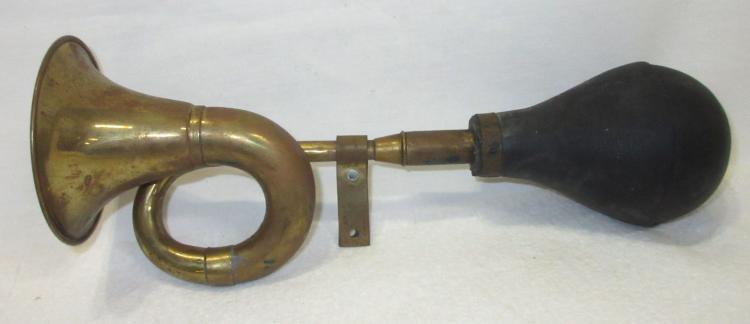 Brass Bicycle Horn Lot 581