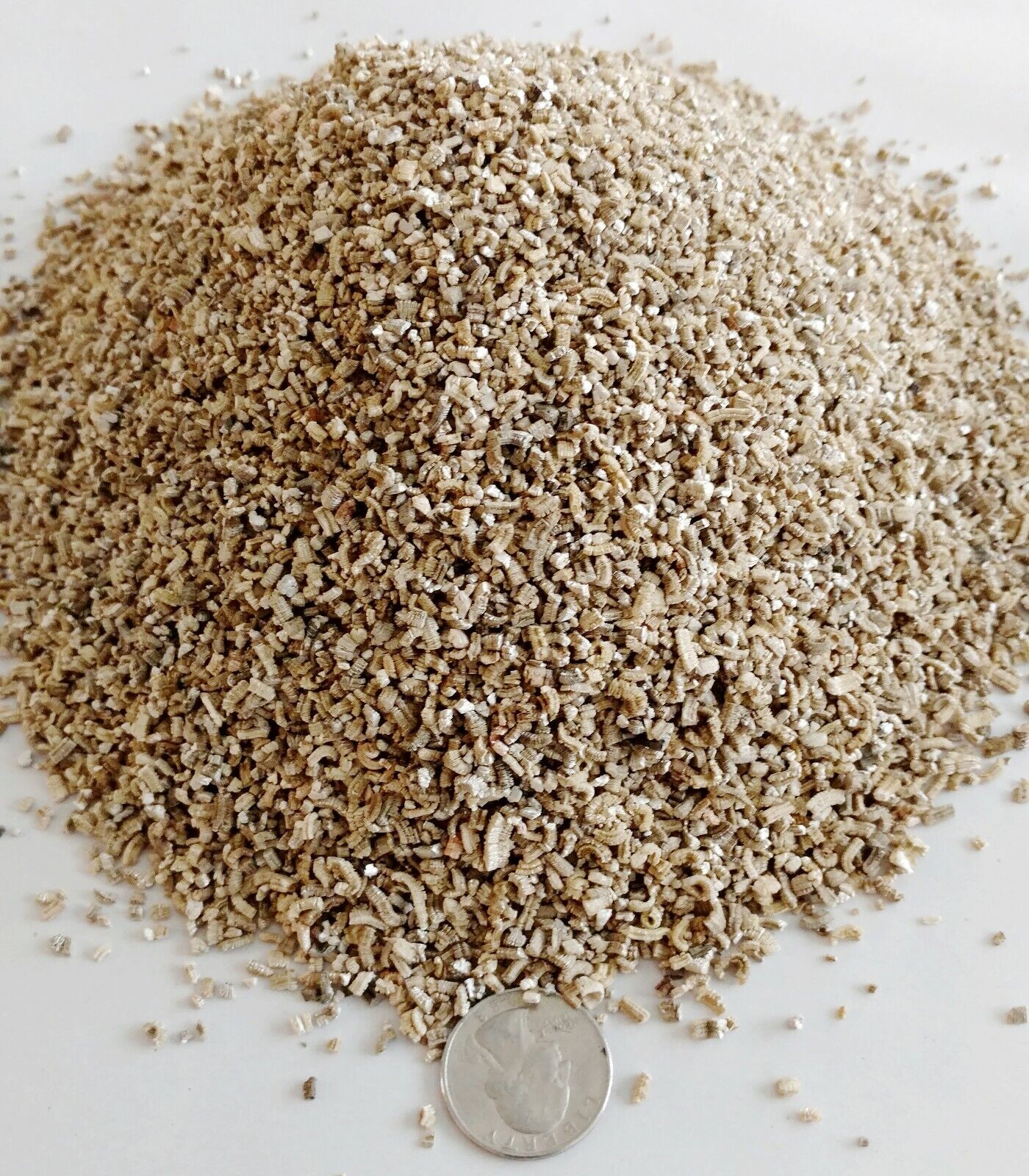 Quality Vermiculite for seed   FINE potting garden reptile bedding