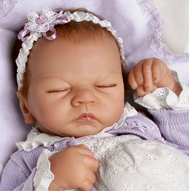 SHH BABY IS SLEEPING - Feel her Breath 22 Inch Collectors Life Like Girl Doll 