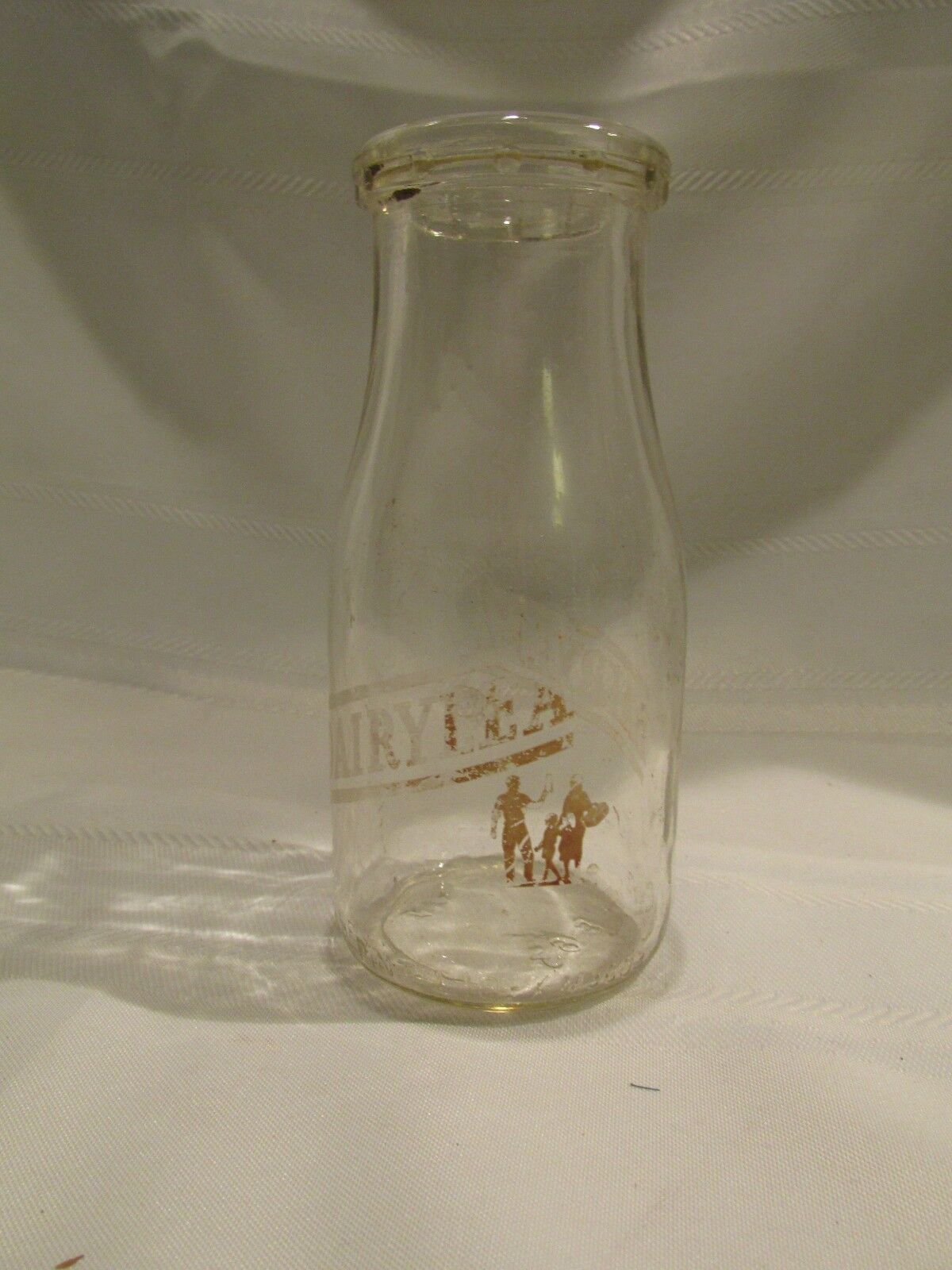 VINTAGE HALF PINT GLASS DAIRYLEA MILK BOTTLE 1960\'s Graphics are faded 