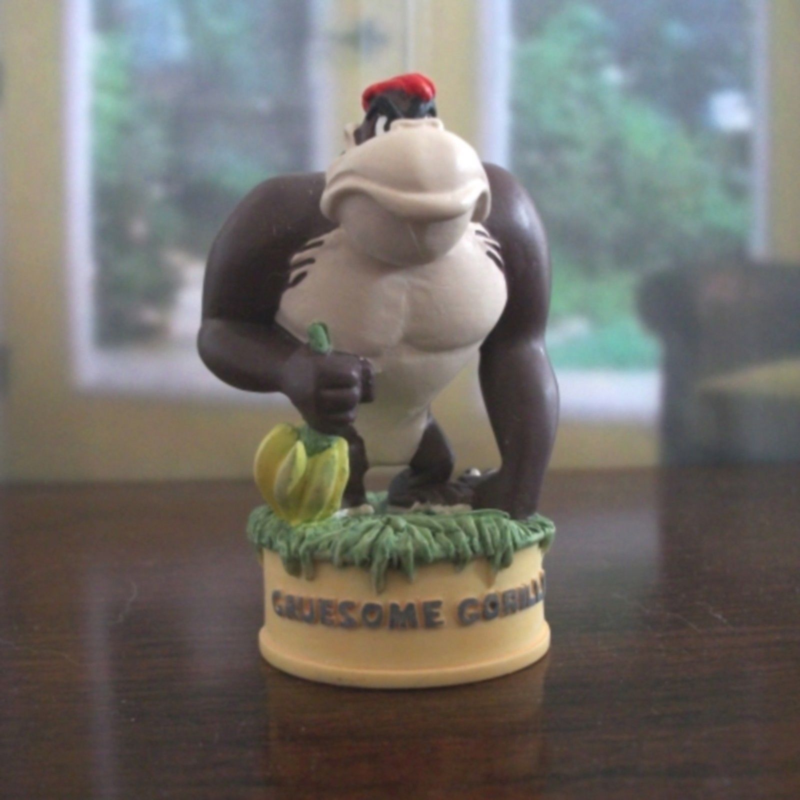 Gruesome Gorilla Figure Thimble - Lenox Looney Tunes Collection - Retired - New