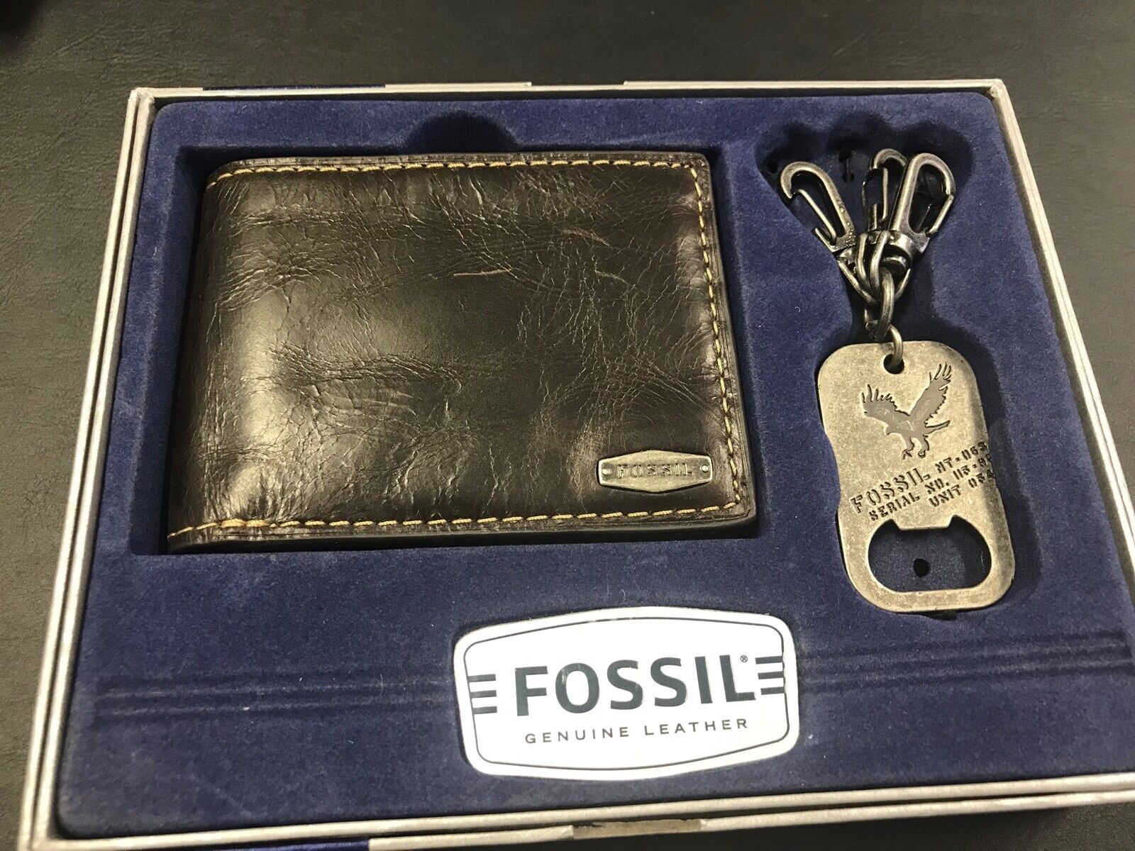Fossil Men’s Leather Dark Brown Wallet W/ Key Chain