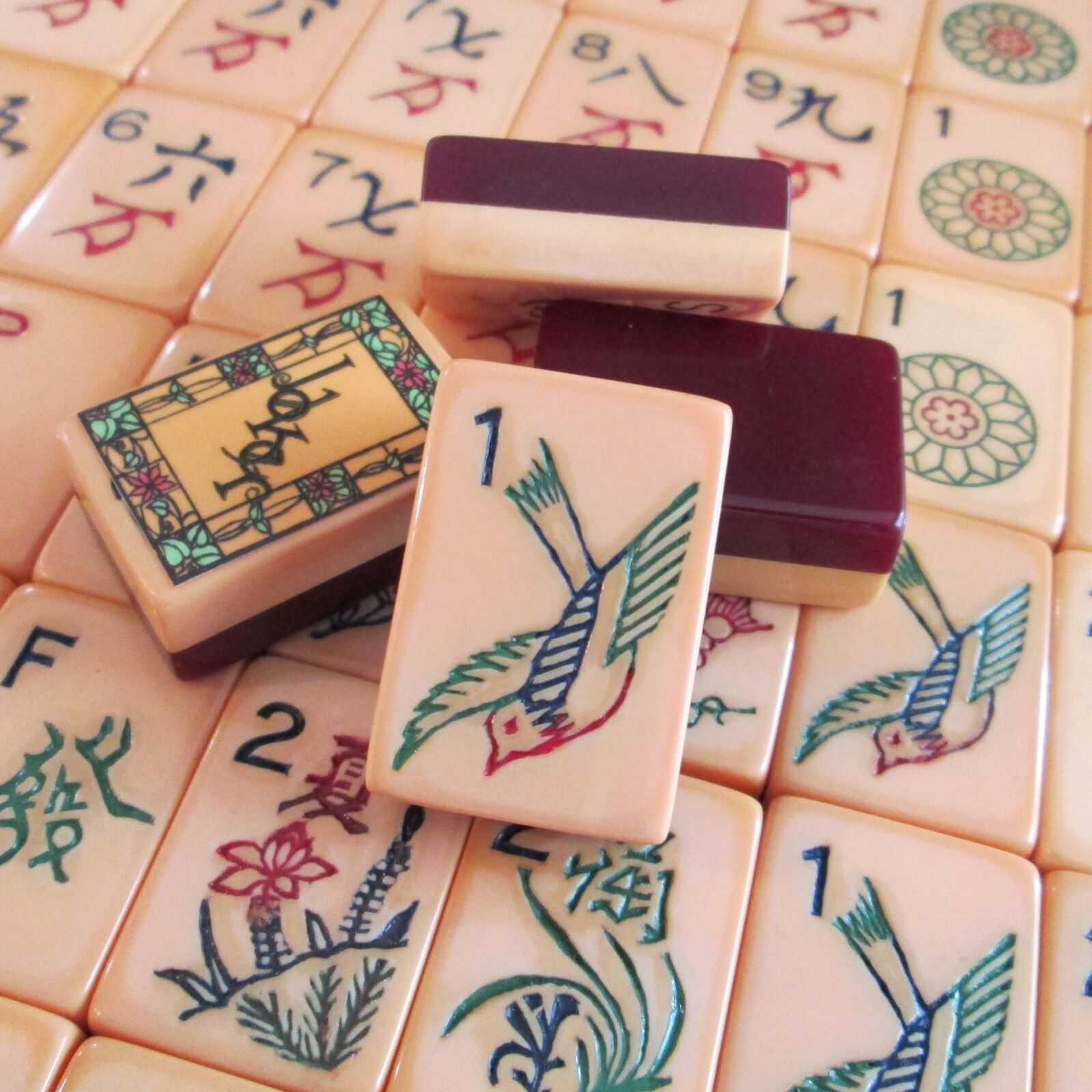 Vtg, Burgundy Two Tone 152 Tiles Mahjong Set Catalin Mah Jongg Ivorycraft Color 