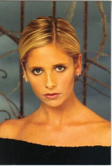 Buffy the Vampire Slayer 4 x 6 Photo Postcard Buffy #8, NEW UNUSED
