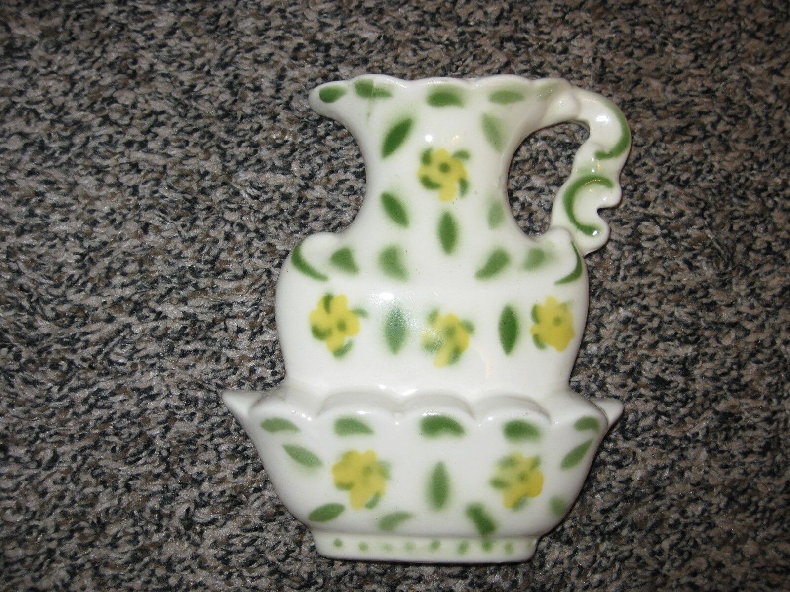 Vintage Bowl and Pitcher Wall Pocket Yellow Flowers