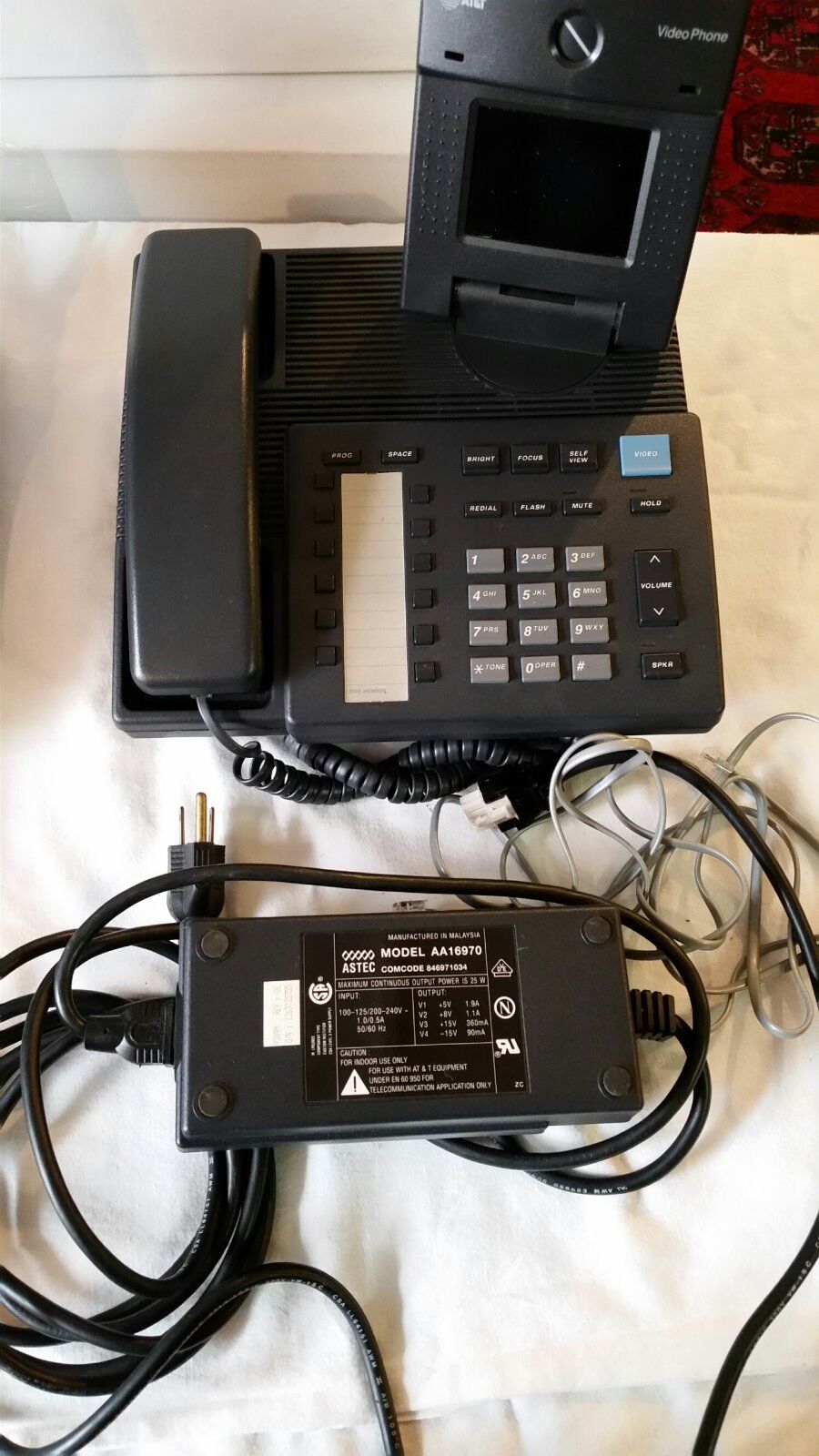 AT&T Videophone 2500 own a pair of historical videophones very good working cond