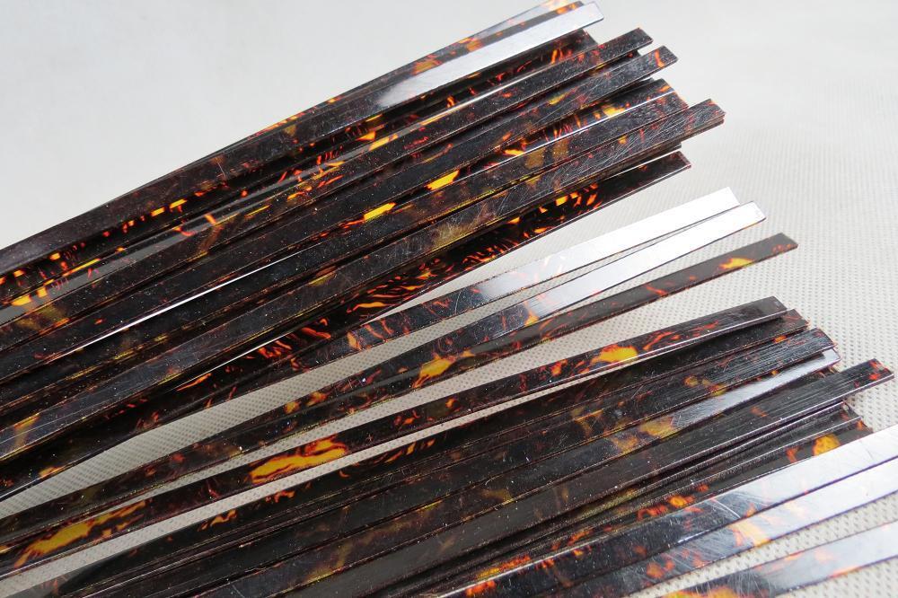 30STRIP TORTOISE SHELL CELLULOID BINDING,Measures7mm x1.5mm thick and1600mm long