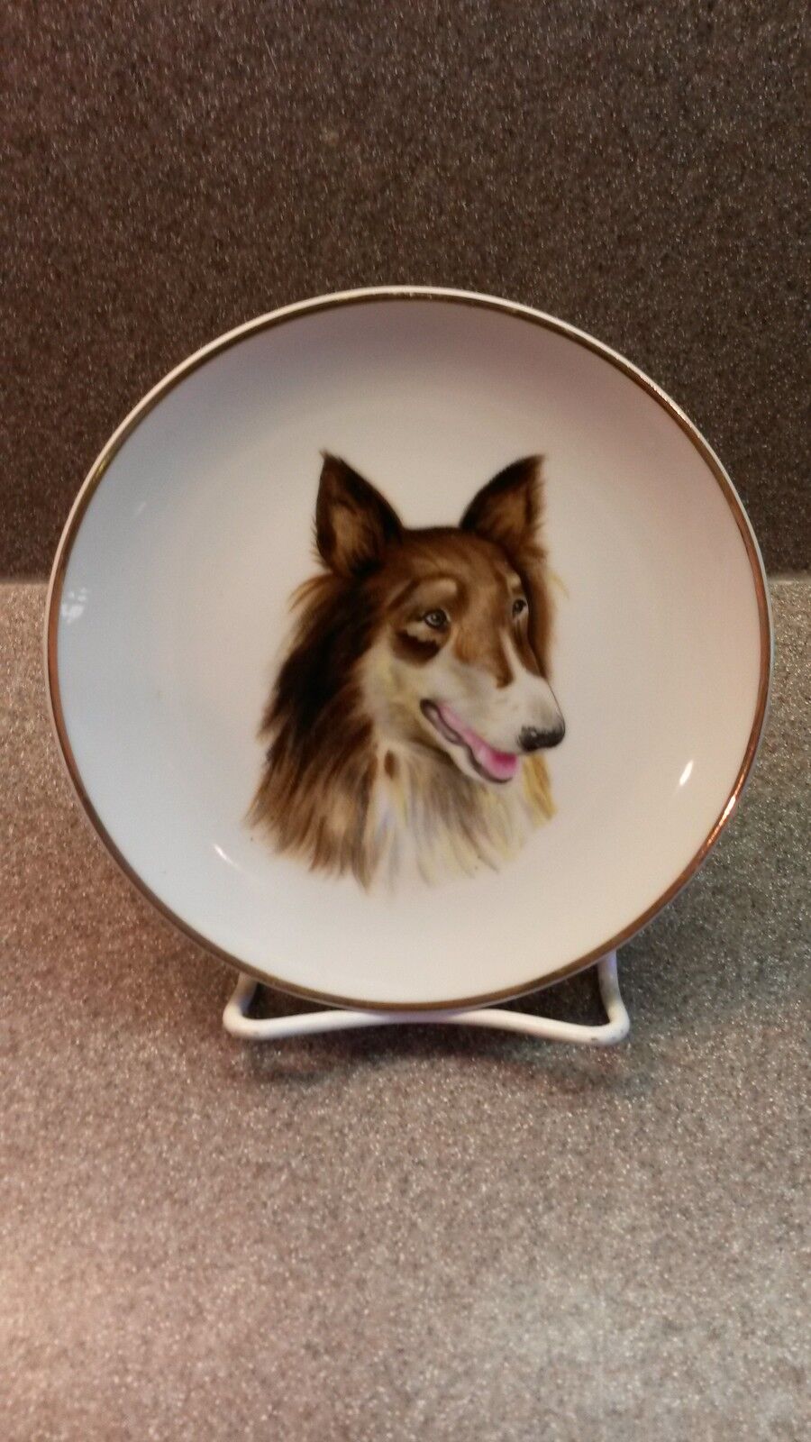 VINTAGE CHERRY CHINA PORCELAIN COLLIE DOG WALL HANGING PLATE JAPAN