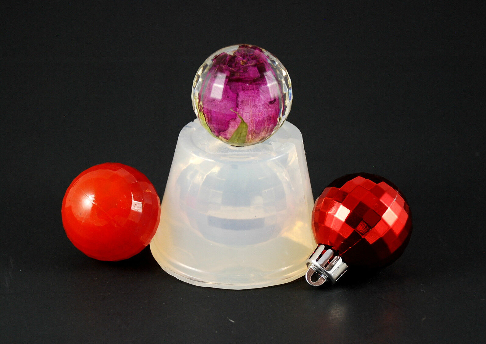  CLEAR SILICONE MOLD, (MD064) FOR FACETED PENDANT, SPHERE, BALL CHRISTMAS DECOR,