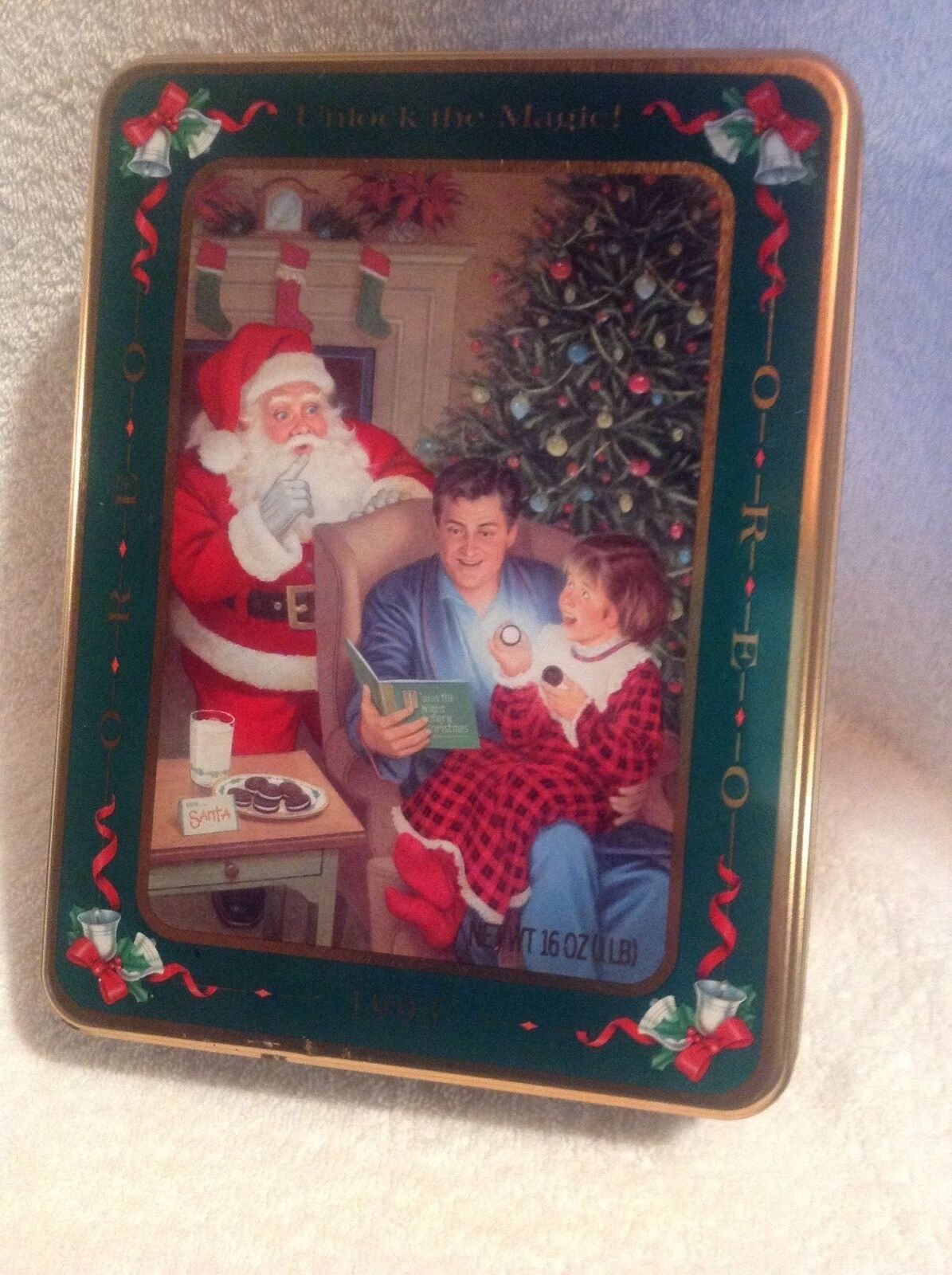Oreo,Tin,1993,Commemorative Limited Edition Tin,Christmas,Nabisco, Santa