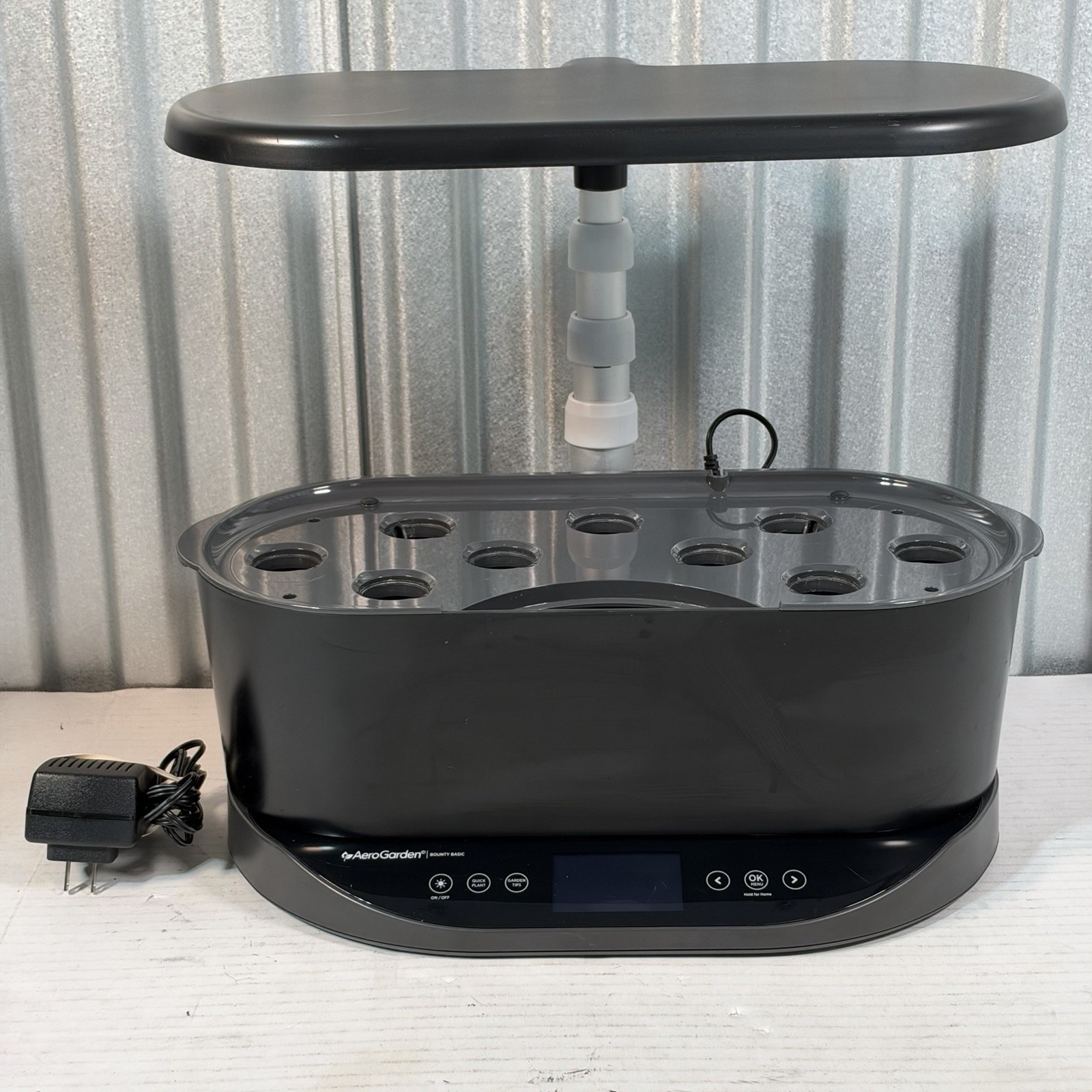 Aerogarden Bounty Basic 9 Pods Indoor Garden Tested Works Great 100911-BLK