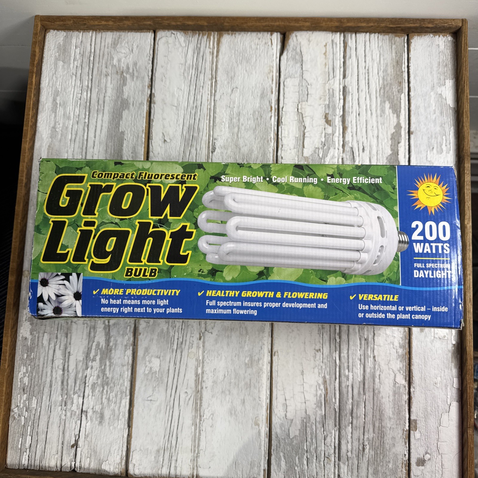 Agrosun FLC200D 200W Grow Light Bulb CFL Full Spectrum 14.5”