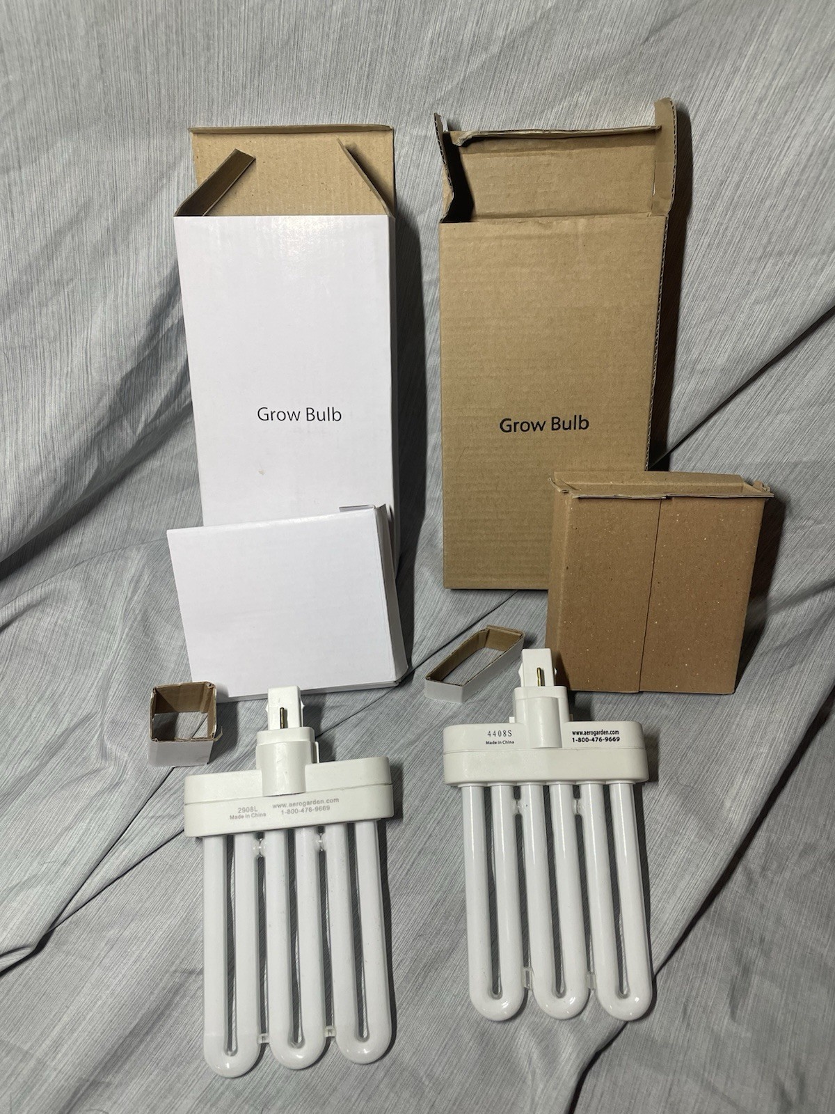 2 AeroGarden Grow Bulbs 100340 26W 120V Replacement CFL Hydroponic Lot