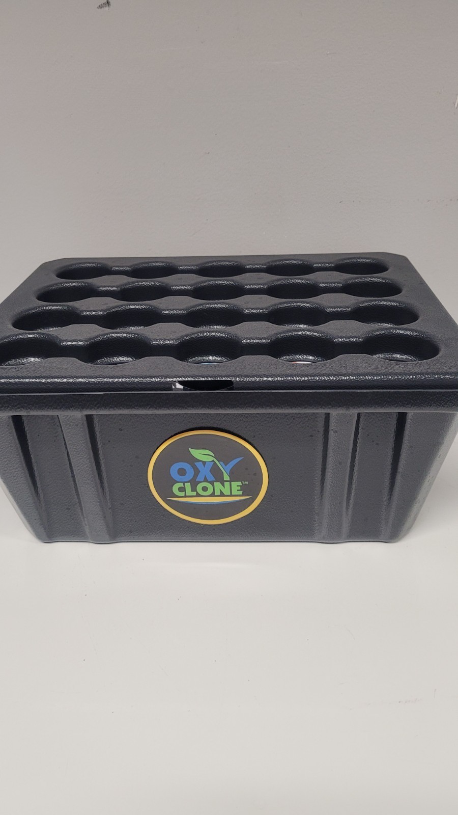 OxyCLONE OX20SYS 20 Site Hydroponics Compact Recirculating Cloning System Kit OxyCLONE OX20SYS 20 Site Hydroponics Compact Recirculating Cloning System Kit